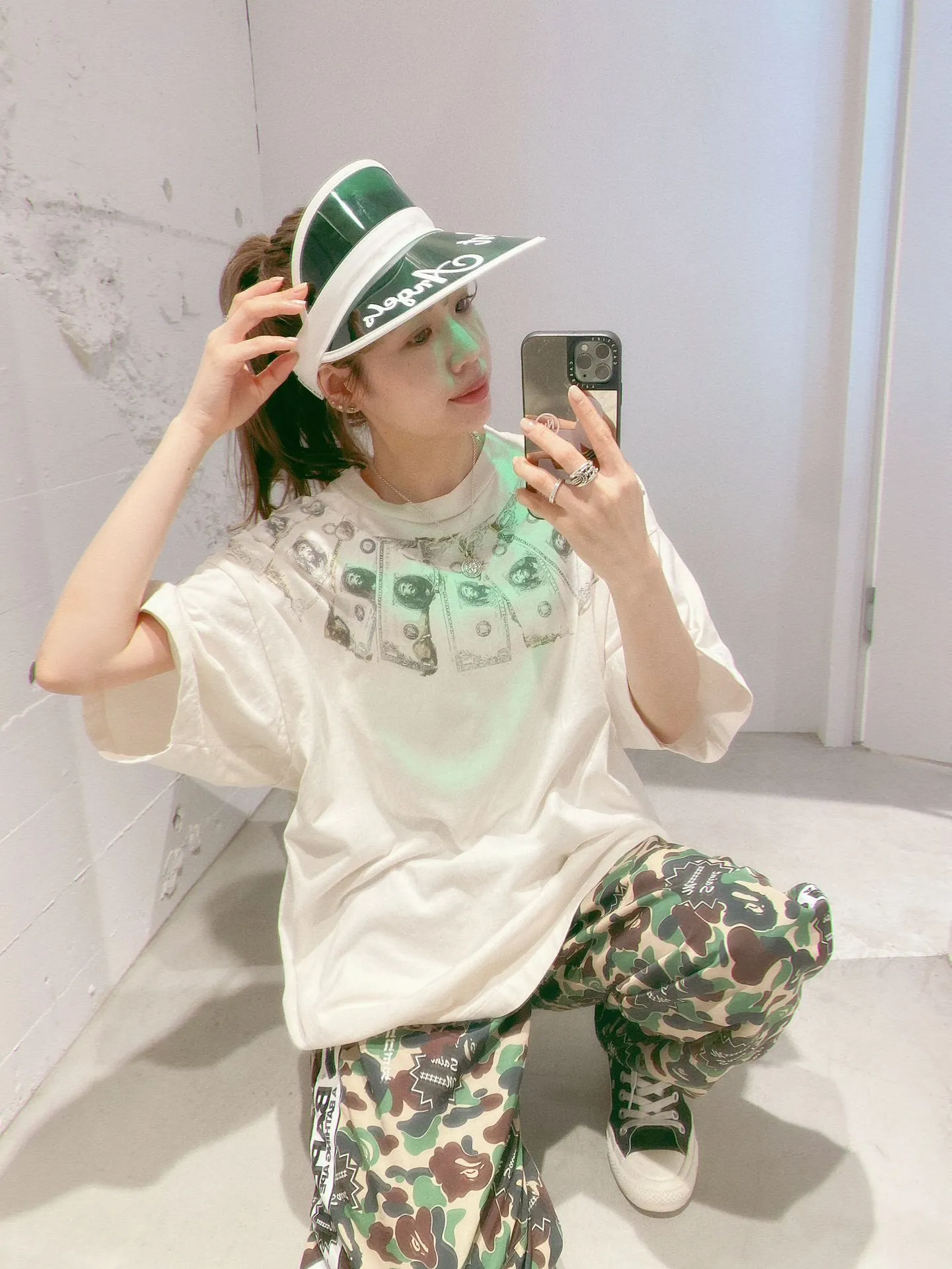SAINT Mxxxxxx MONEY TEE/WHT dollar necklace, retro short-sleeved, off-white S-XL, ready-to-wear, washed and distressed, authentic level printing, correct accessories/with little angel logo
